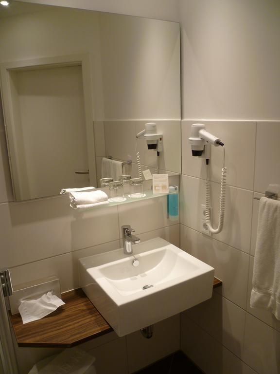 Hotel Kronprinz Kulmbach Bagian luar foto